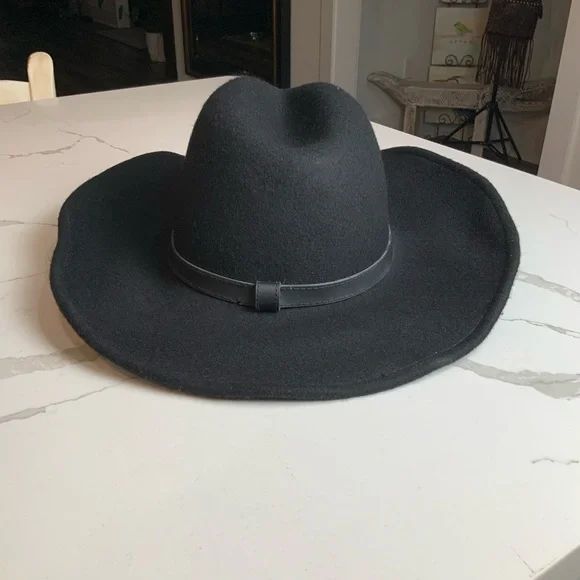 Scala Black Wool Felt Western Cowboy Hat with Concho Band - Picture 4 of 6